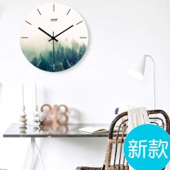 国产 挂钟北欧客厅现代静音挂表简约欧式个性钟表卧室清新创意个性时钟