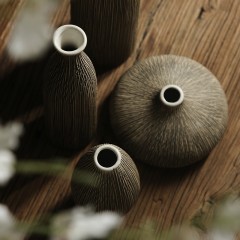 国产 现代简约拉丝陶瓷插花花瓶欧式创意客厅白色北欧家居装饰品摆件