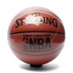 斯伯丁 篮球真皮牛皮手感室内外耐磨水泥地NBA比赛篮球7号