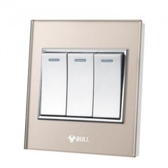 公牛 装饰开关系列面板 3开双控开关插座三开双控开关 G22
