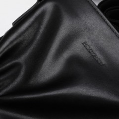 梦特娇 单肩包男斜挎包牛皮包商务休闲背包