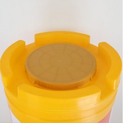 和讯自有产品 红白反光警示桶