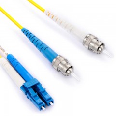 ☆胜为 SHENGWEI FTLA-1100 工程电信级光纤跳线 ST(UPC)-LC(UPC)单模双芯 10米