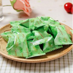 明治 雪吻巧克力（抹茶口味）62克 （单位：盒）787盒起订