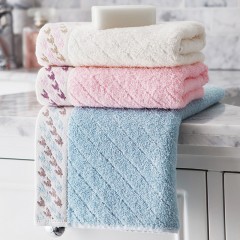 洁丽雅（Grace）毛巾家纺 新疆棉千鸟格洗脸加厚吸水擦脸洁面巾 三条装 红/兰/米 单位：组