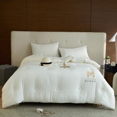 伊伊爱 铂爵系列大豆秋冬被220*240cm/BZ0TDC2201159L 总重约6斤